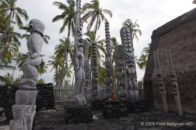 20091102_152250D3.jpg - PuÊ»uhonua O HÅnaunau National HistoricalÂ Park