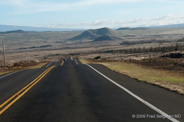 20091104_163707D300f.jpg - Hawaii Belt Road looking south toward Kona