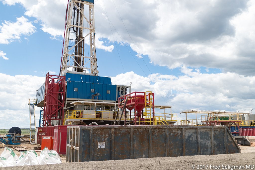 20170622_132401 D4S.jpg - Drilling rig at Williston operated by Oasis Petroleum