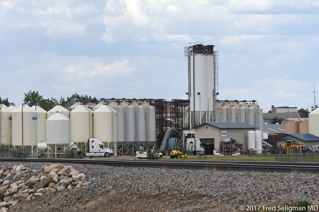 20170622_135702 D500.jpg - Storage silos, Williston