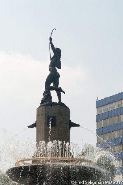 113 20170305_110322 D3S.jpg - The monument to Diana the huntress is located near the entrance to Chapultepec. Built in 1942, its history is extremely interesting, reflecting changes in the mores of the times.  Worth learning about it.