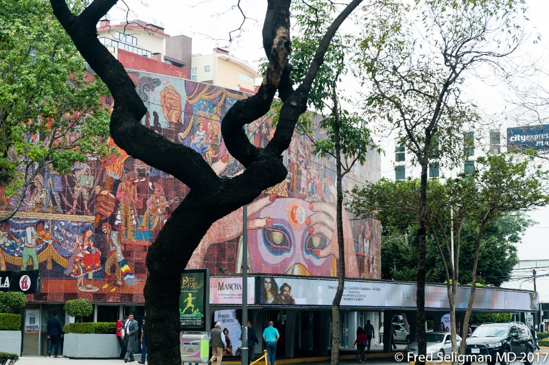 201 20170306_140742 D3S.jpg - Theatre, Avenue Insurgentes, Mexico City