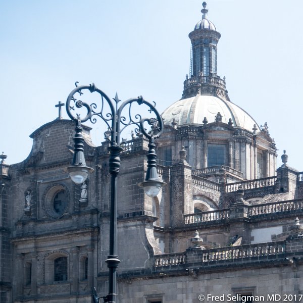 29 20170303_200209 D3S.jpg - Metropolitan Cathedral, Mexico City