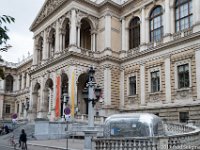 20170902 161914 D4S  The historic centre of Vienna is rich in architectural ensembles, including Baroque castles and gardens, and the late-19th-century Ringstraße lined with grand buildings, monuments and parks : Vienna